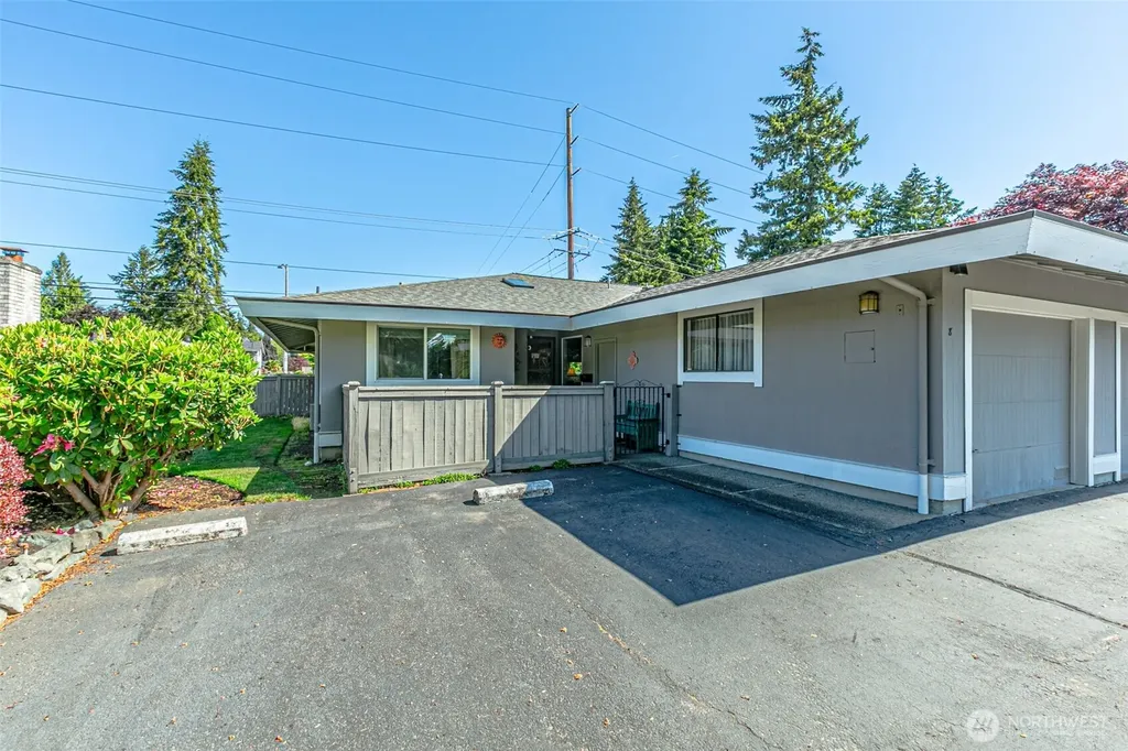 1372 Bel Air Road Tacoma WA 98406