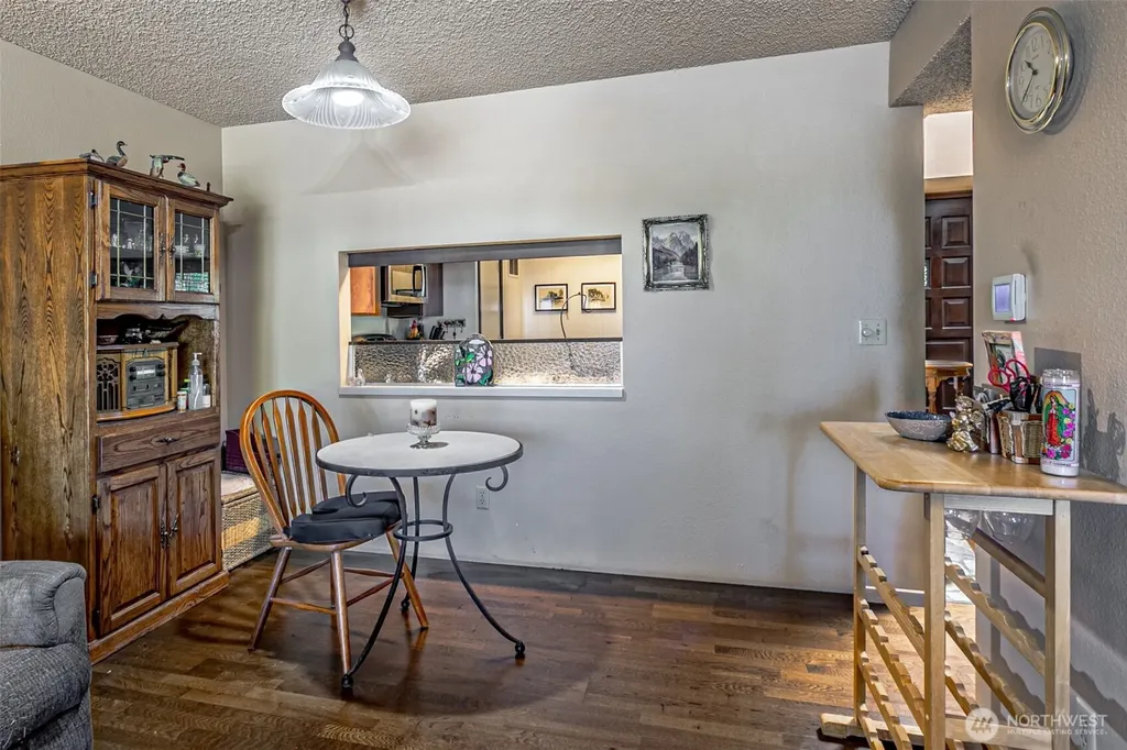 1372 Bel Air Road Tacoma WA 98406