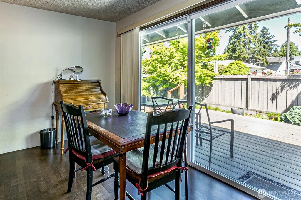 1372 Bel Air Road Tacoma WA 98406