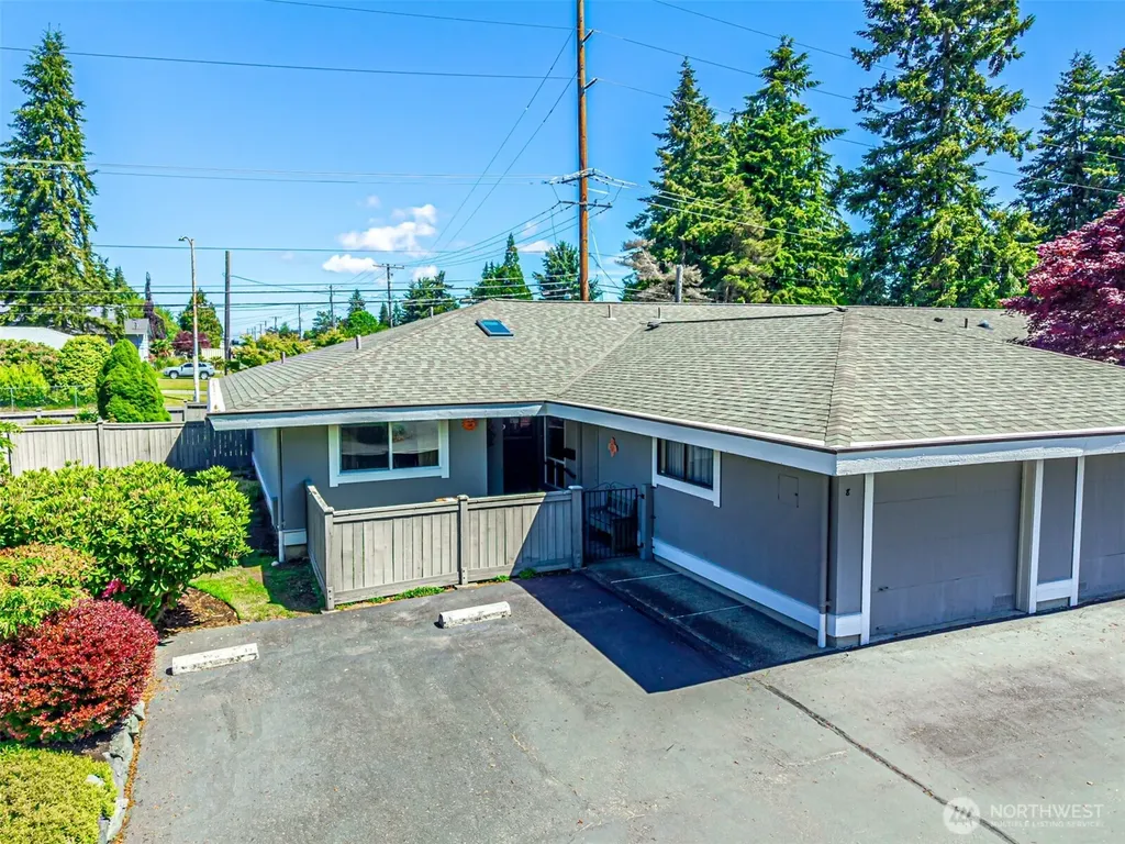 1372 Bel Air Road Tacoma WA 98406