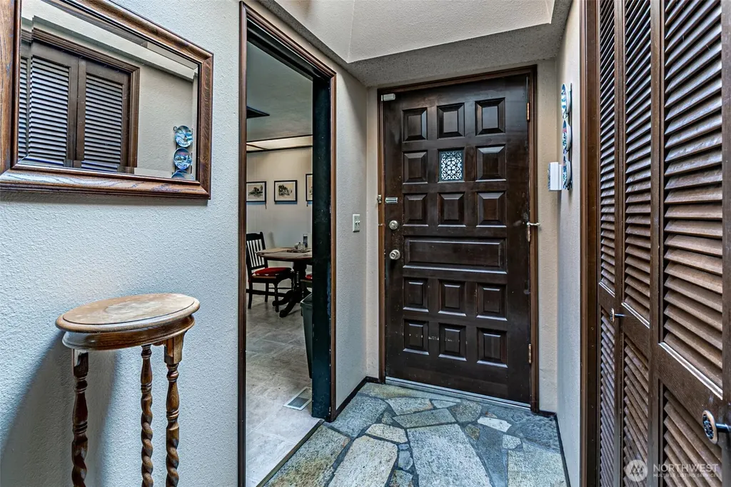 1372 Bel Air Road Tacoma WA 98406