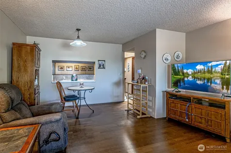1372 Bel Air Road Tacoma WA 98406