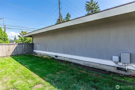 1372 Bel Air Road Tacoma WA 98406