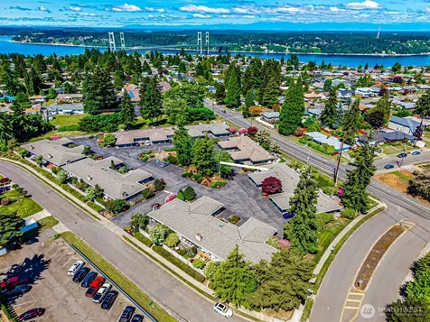 1372 Bel Air Road Tacoma WA 98406
