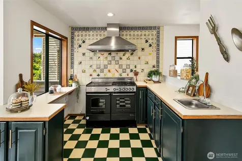 3834 NE 86th Street Seattle WA 98115