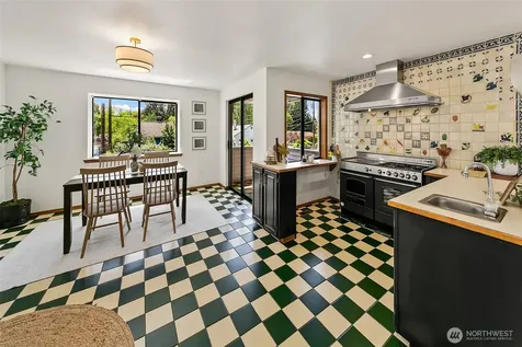 3834 NE 86th Street Seattle WA 98115
