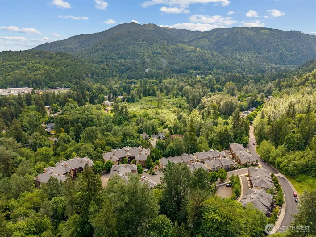 1086 Collier Place SW Issaquah WA 98027