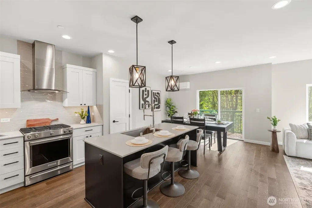 1086 Collier Place SW Issaquah WA 98027