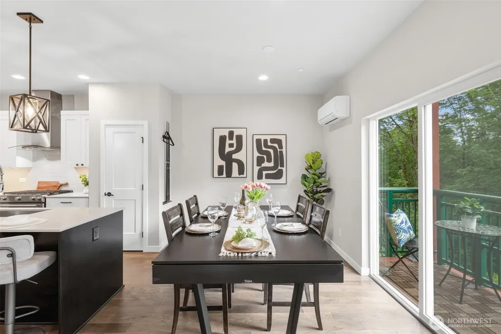 1086 Collier Place SW Issaquah WA 98027