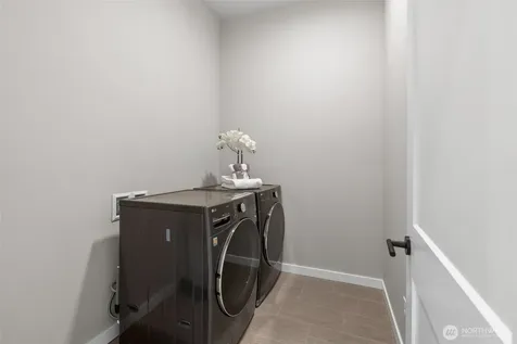 1086 Collier Place SW Issaquah WA 98027