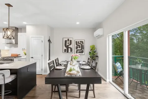 1086 Collier Place SW Issaquah WA 98027