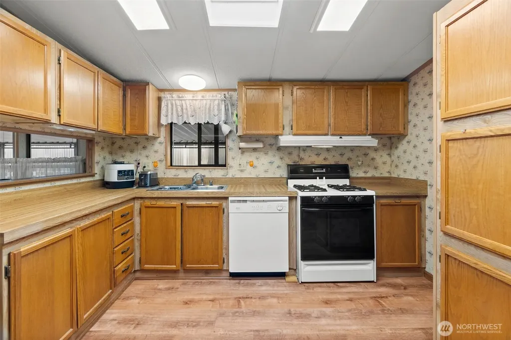 1111 Archwood Drive SW Olympia WA 98502