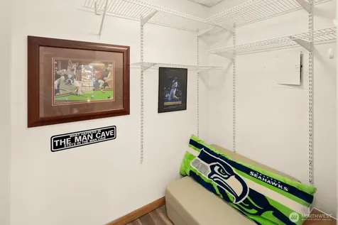 3711 26th Place W Seattle WA 98199