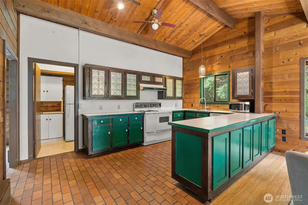 4642 Oyster Bay Road NW Olympia WA 98502