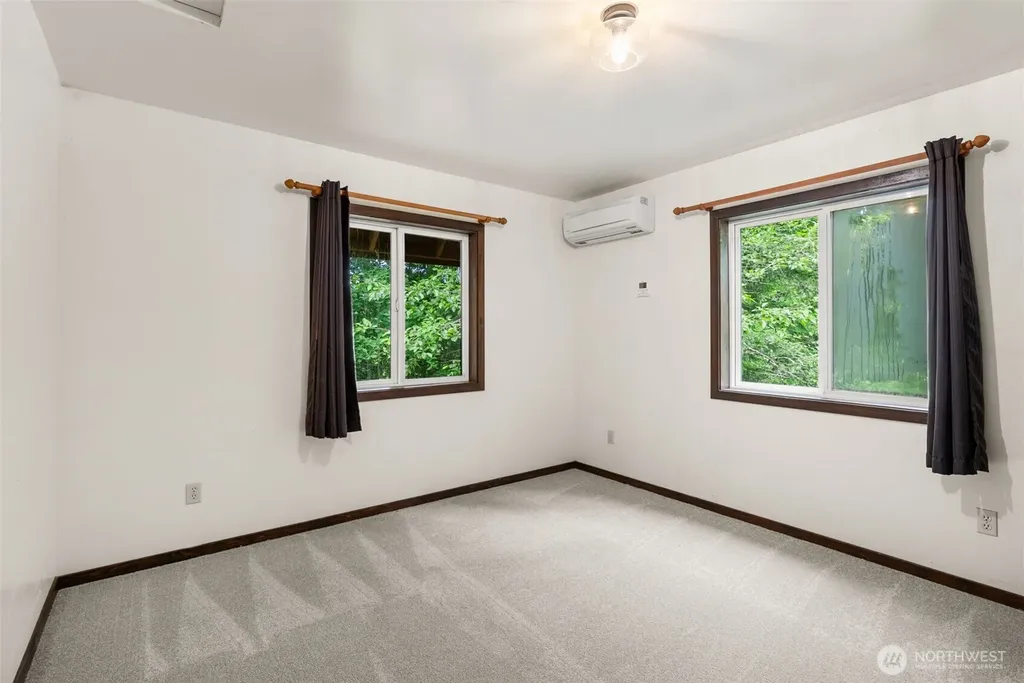 4642 Oyster Bay Road NW Olympia WA 98502