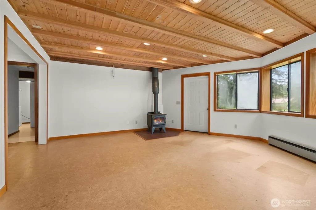 4642 Oyster Bay Road NW Olympia WA 98502