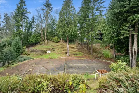 6420 NE 129th Place Kirkland WA 98034