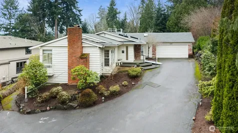 6420 NE 129th Place Kirkland WA 98034