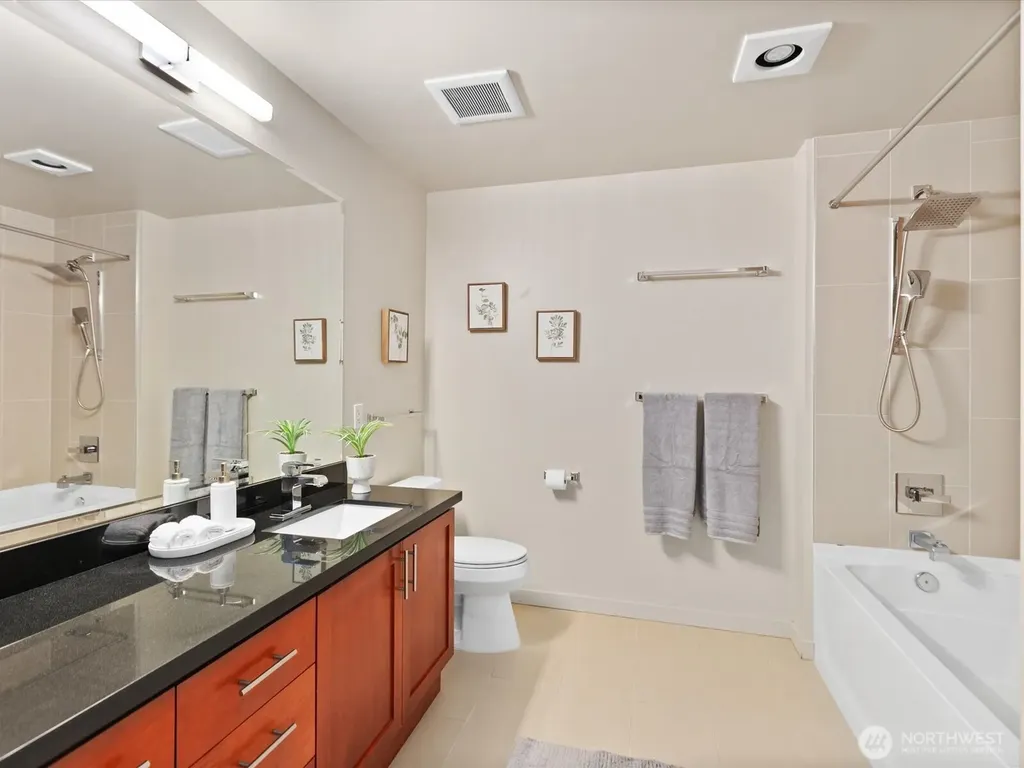 15100 6th Avenue SW Burien WA 98166