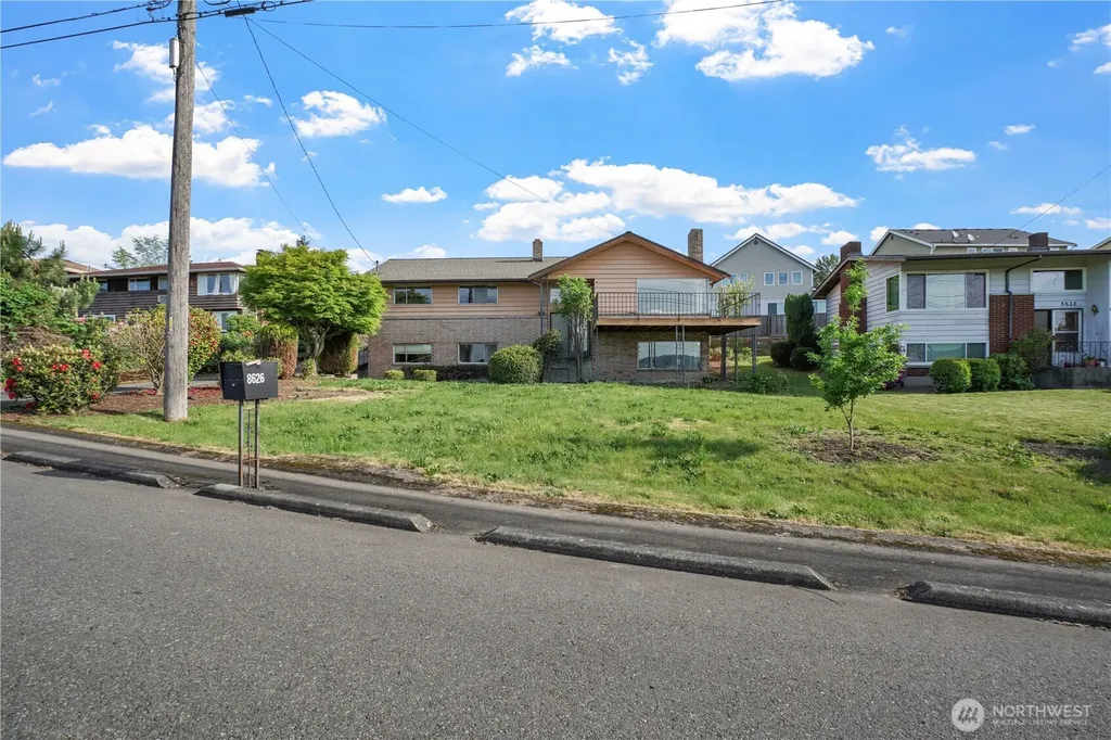 8626 S 134th Street Seattle WA 98178