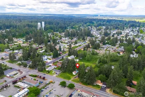 13706 C Street S Tacoma WA 98444