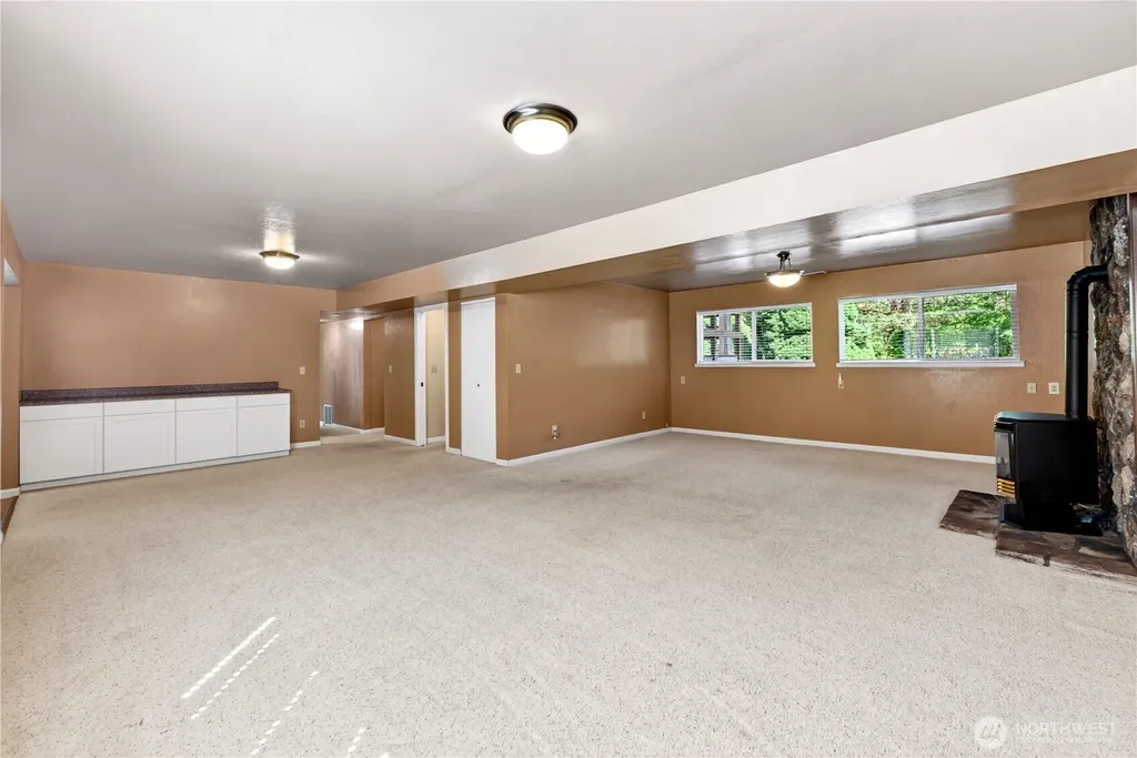 17924 2nd Street E Lake Tapps WA 98391