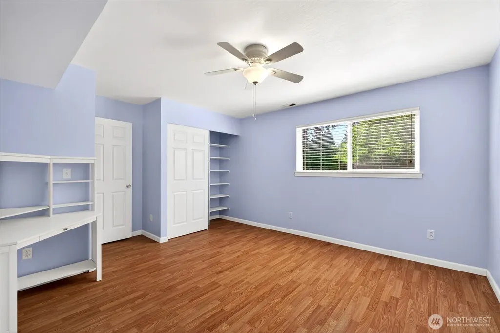 17924 2nd Street E Lake Tapps WA 98391