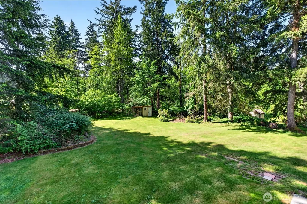17924 2nd Street E Lake Tapps WA 98391