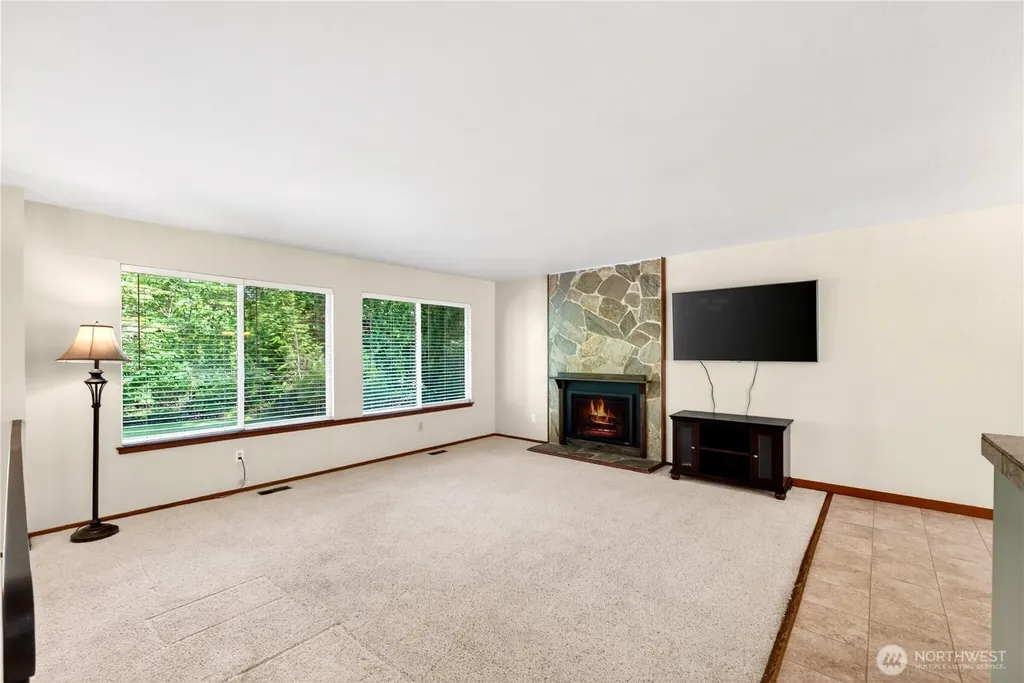 17924 2nd Street E Lake Tapps WA 98391