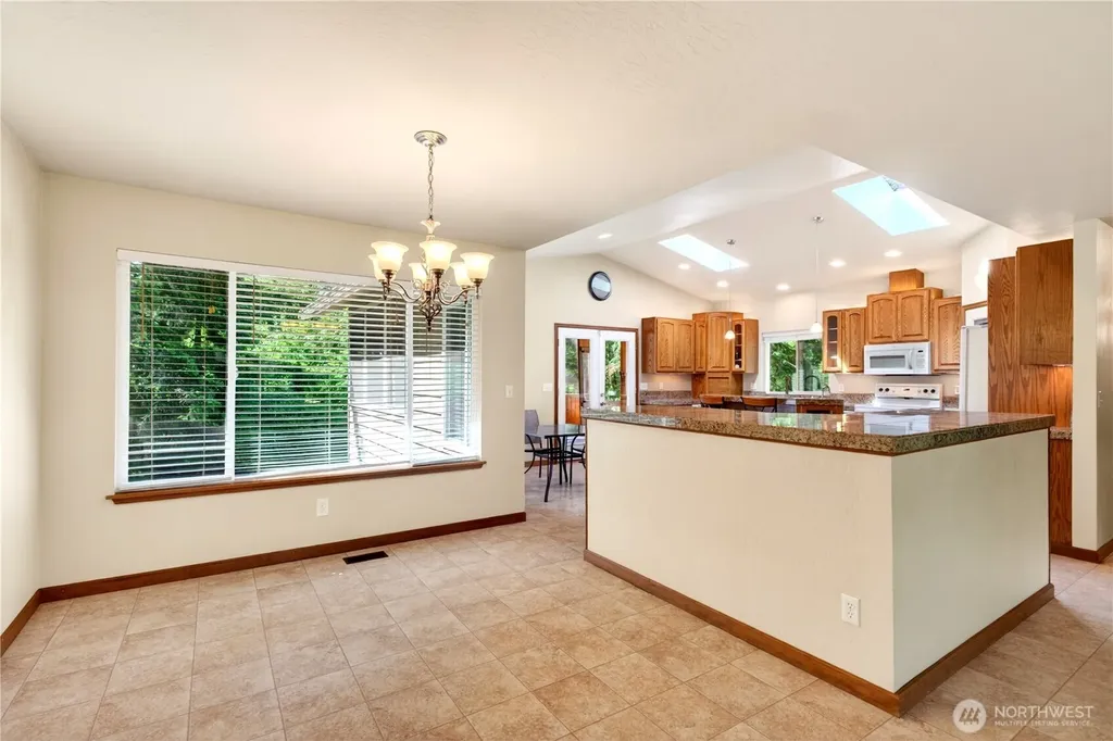 17924 2nd Street E Lake Tapps WA 98391