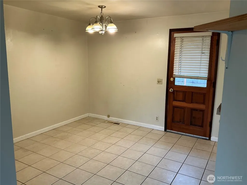 8007 215th Street SW Edmonds WA 98026