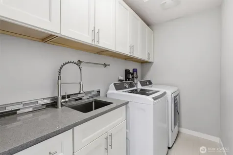 12102 10th Drive SE Everett WA 98208