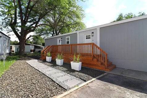 1060 N Wenas Road Selah WA 98942