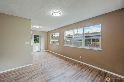 1127 S Miller Street Wenatchee WA 98801