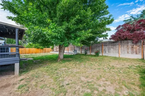 1127 S Miller Street Wenatchee WA 98801