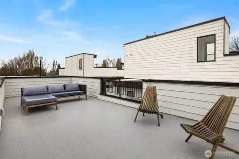 1615 N 50th Street Seattle WA 98103