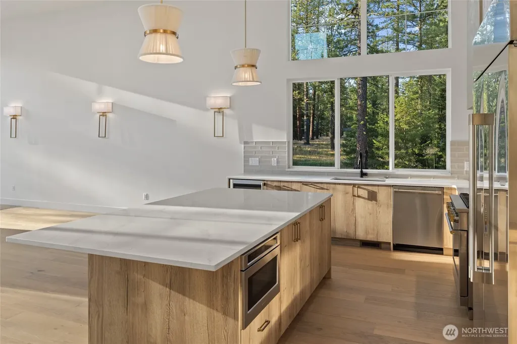 1700 Wanawish Loop Cle Elum WA 98922