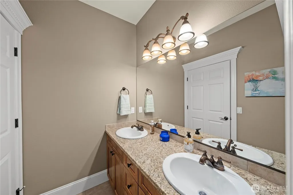 6220 213th Avenue Ct E Bonney Lake WA 98391