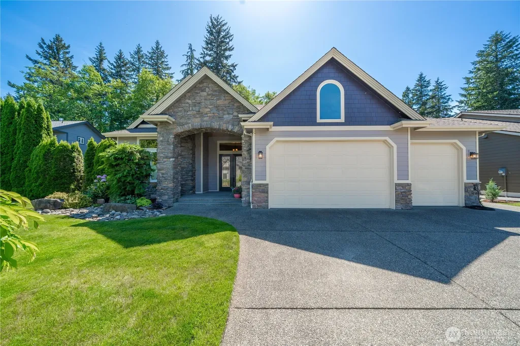 6220 213th Avenue Ct E Bonney Lake WA 98391