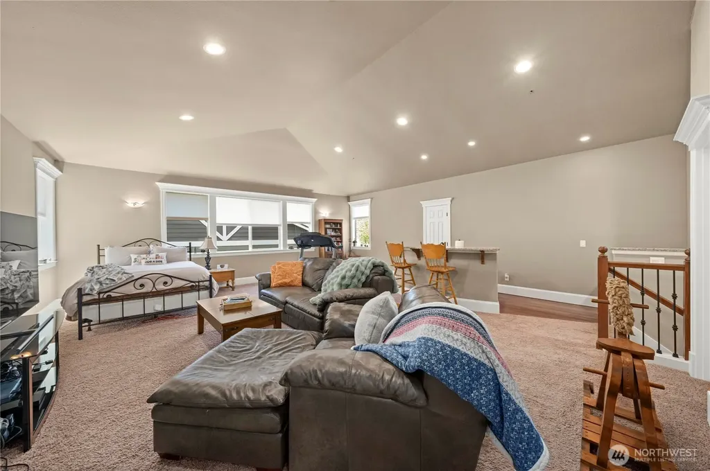 6220 213th Avenue Ct E Bonney Lake WA 98391