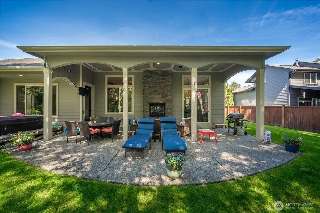 6220 213th Avenue Ct E Bonney Lake WA 98391