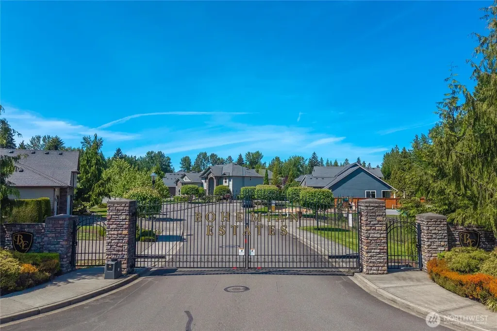 6220 213th Avenue Ct E Bonney Lake WA 98391