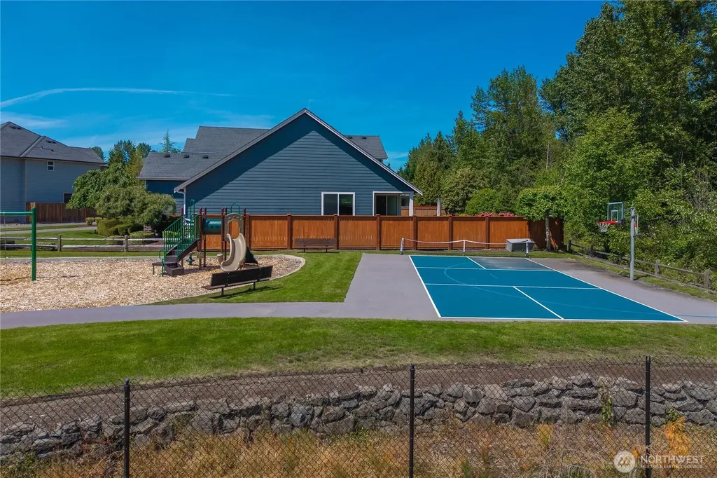 6220 213th Avenue Ct E Bonney Lake WA 98391