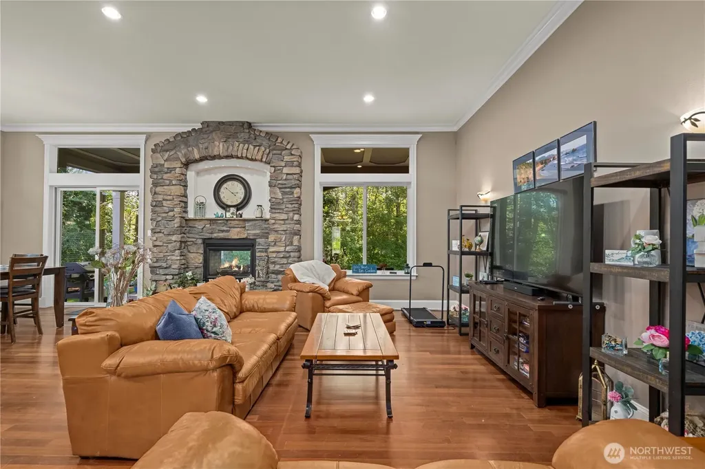 6220 213th Avenue Ct E Bonney Lake WA 98391