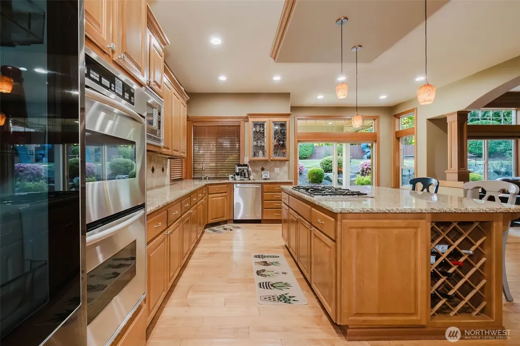 2910 219th Avenue E Lake Tapps WA 98391