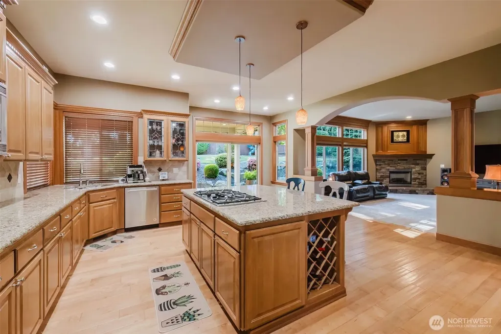 2910 219th Avenue E Lake Tapps WA 98391