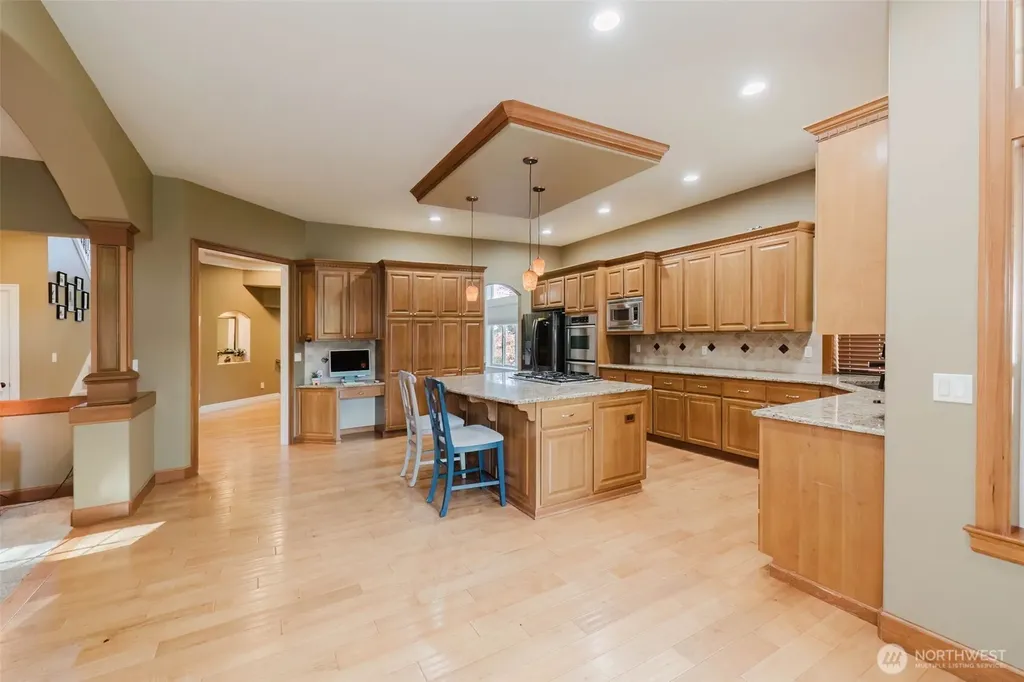 2910 219th Avenue E Lake Tapps WA 98391