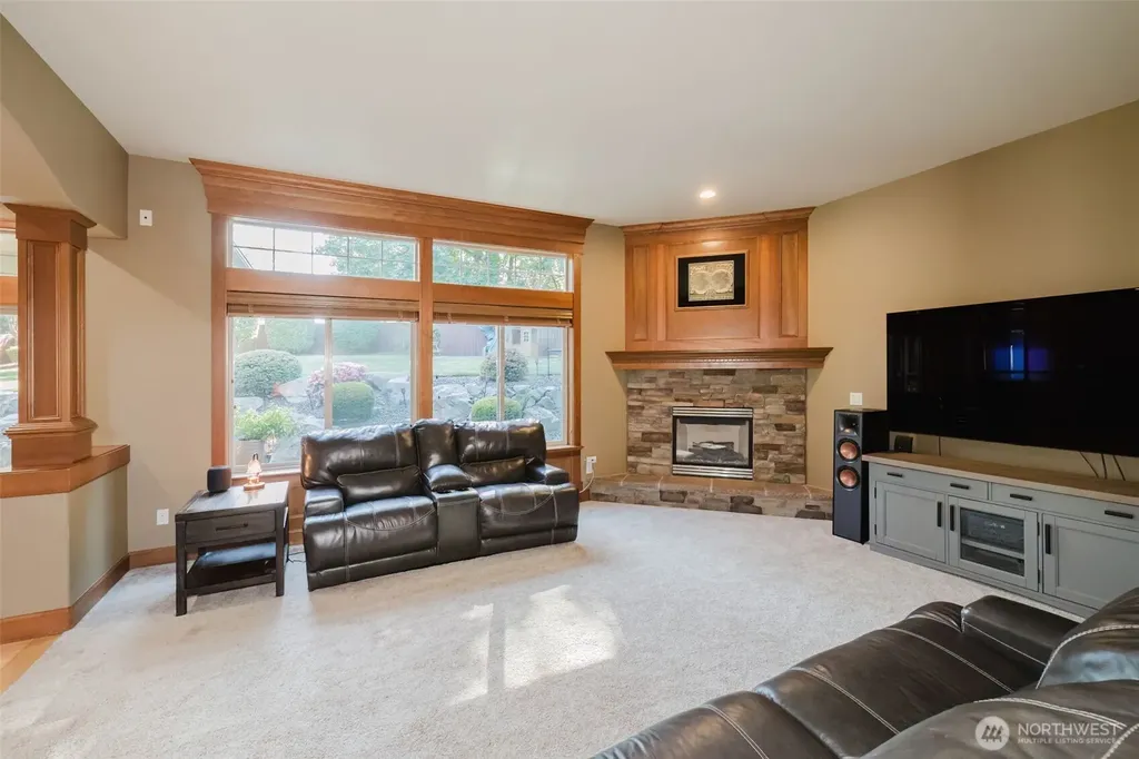 2910 219th Avenue E Lake Tapps WA 98391