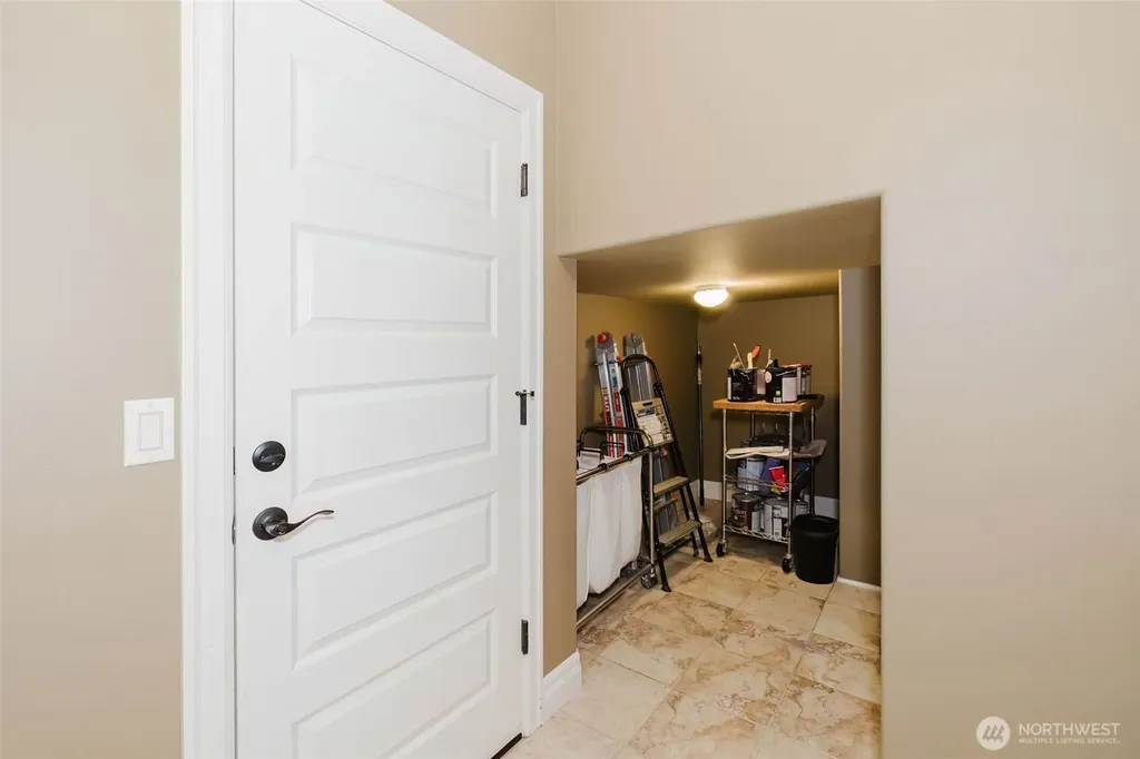 2910 219th Avenue E Lake Tapps WA 98391