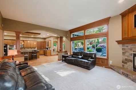 2910 219th Avenue E Lake Tapps WA 98391